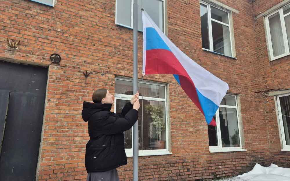 КТО ТАКИЕ ДИПЛОМАТЫ?