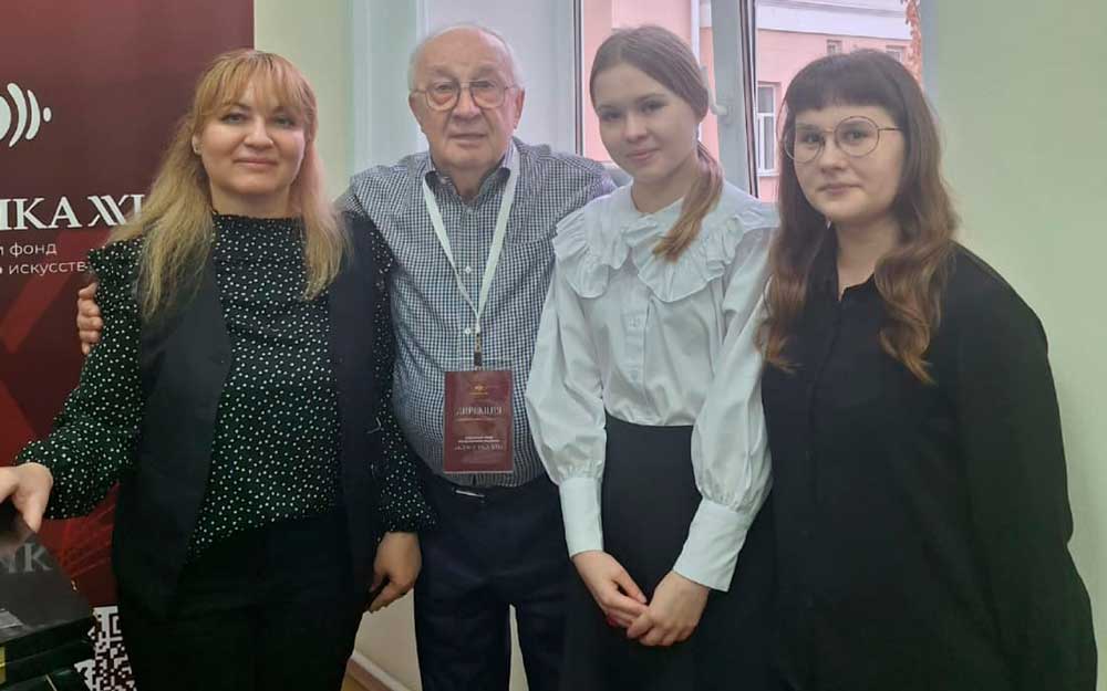 МАСТЕР-КЛАСС ПО ДИРИЖИРОВАНИЮ
